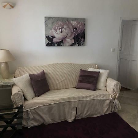 Bed and Breakfast Mas des Kardouons Tourrettes-sur-Loup Exterior foto